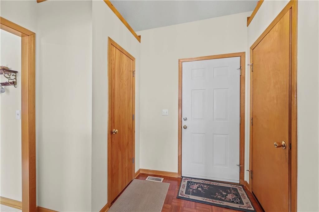 Photo of 508 Quail Creek Drive, Odessa, MO 64076 (MLS # 2592492)