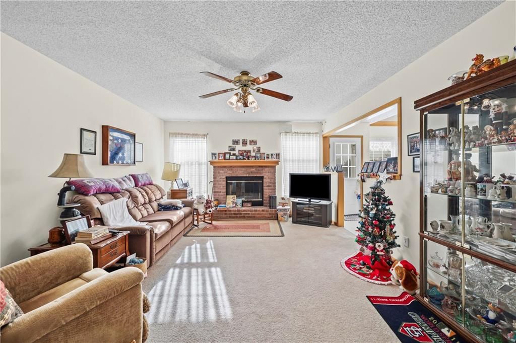 Photo of 508 Quail Creek Drive, Odessa, MO 64076 (MLS # 2592492)