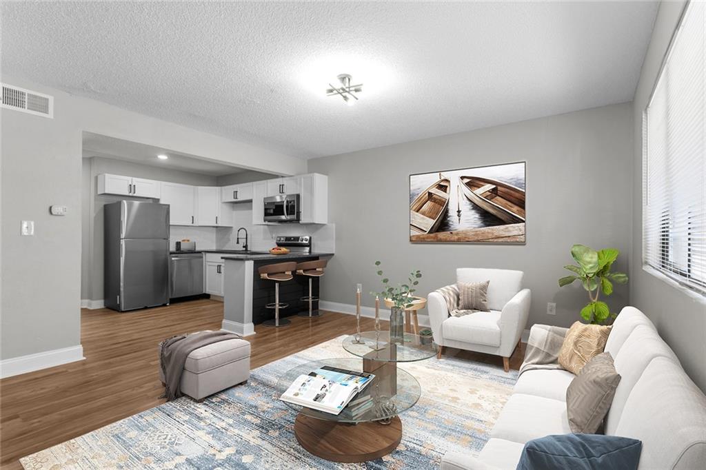 1502 W 25th Court D7