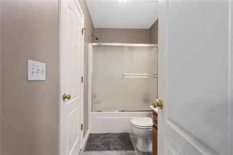 Tiny photo for 756 Herrman Court, Liberty, MO 64068 (MLS # 2623955)