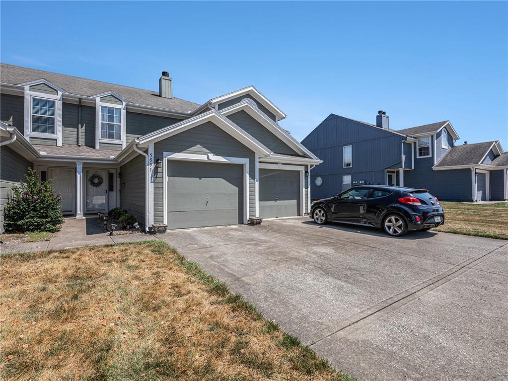 View Lee's Summit, MO 64064 townhome