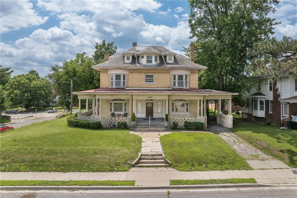 Photo 1 of 89 — 2120 Faraon Street, St Joseph, MO 64501