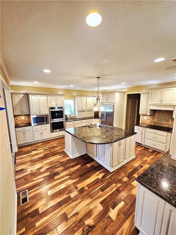 18413 W 250th Street