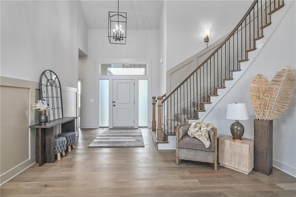 6039 Apache Drive