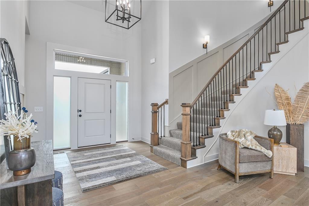 6039 Apache Drive