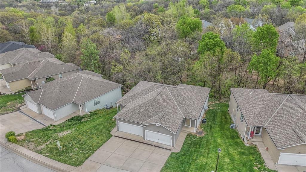 3301-3303 N 103rd Terrace