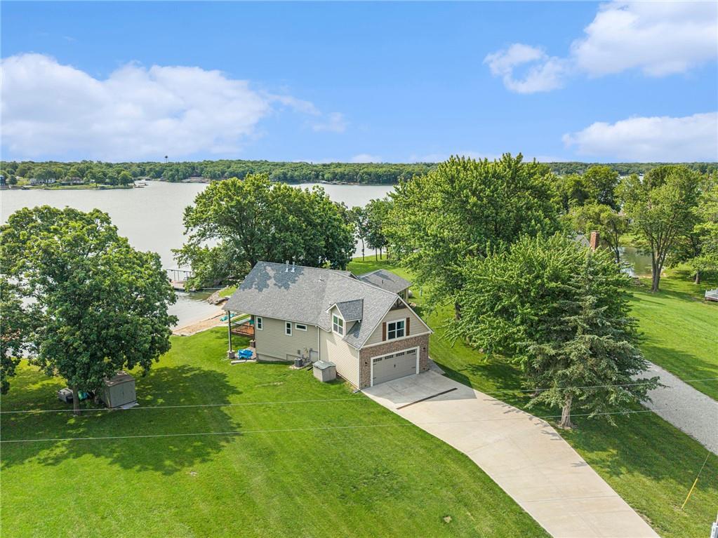 108 Lakeside Point
