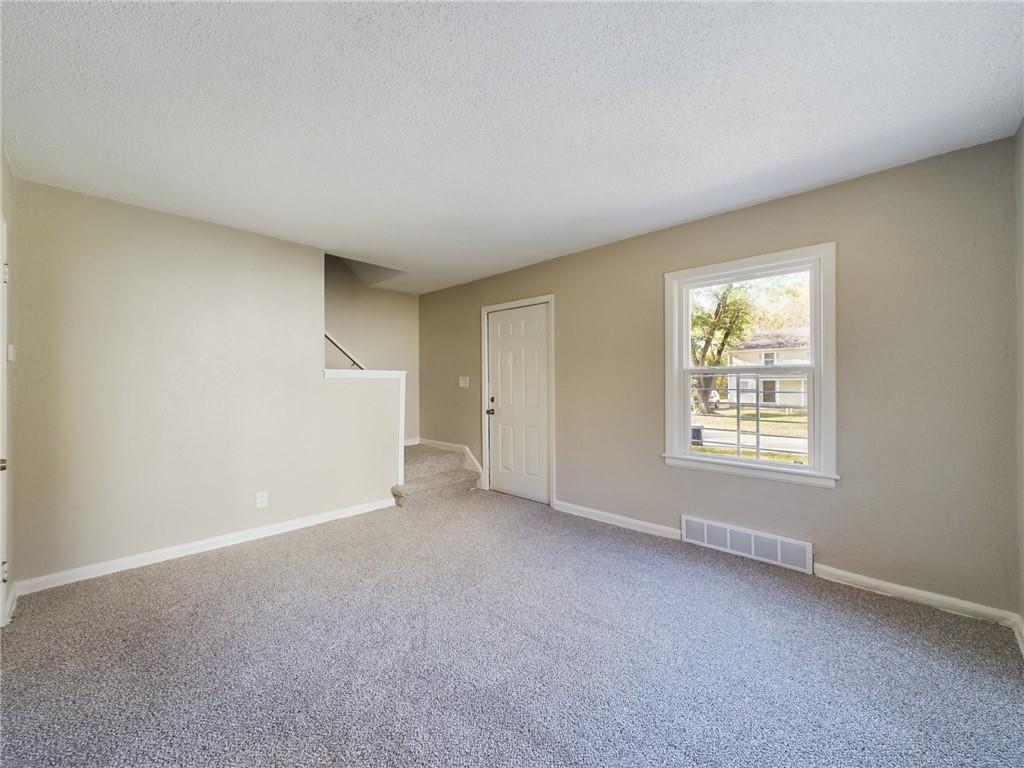 7433 Arleta Boulevard