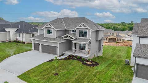 Photo of 6001 Araphahoe Street, Shawnee, KS 66226 (MLS # 2626146)