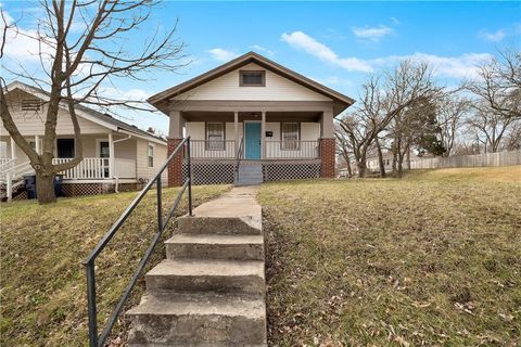 3301 E 52nd Street, Kansas City, MO 64130 - MLS#: 2536465