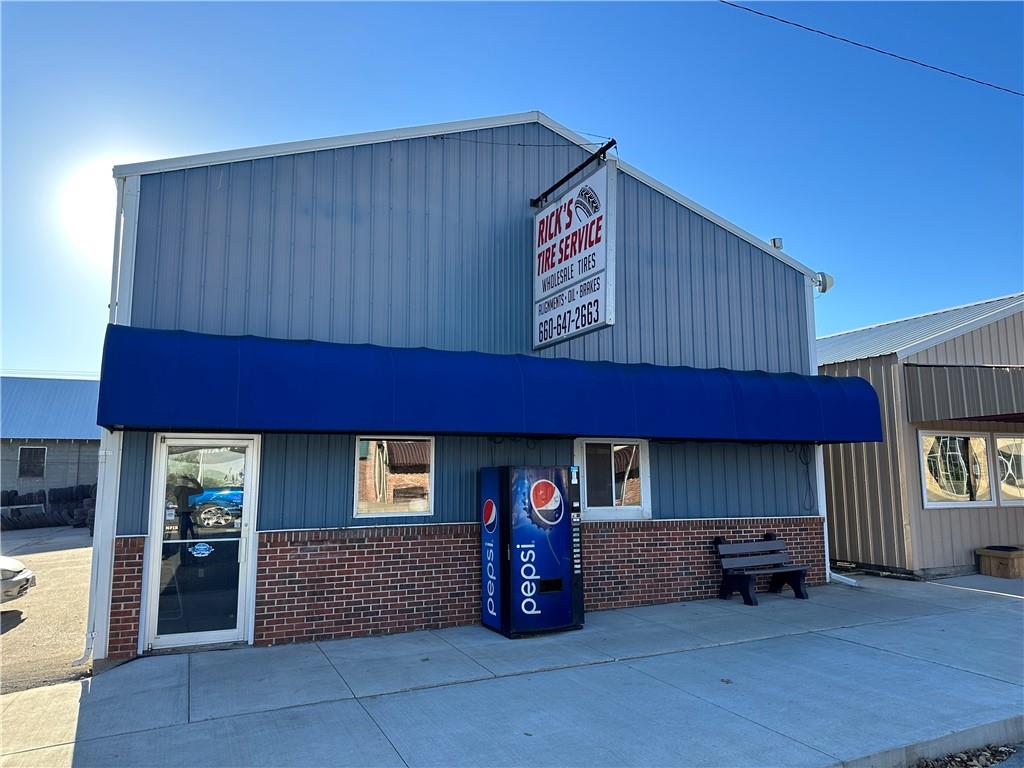 Tire Shop123 Main St