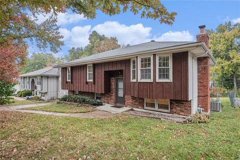 7000 NW Belvidere Parkway, Kansas City, MO 64152 - #: 2584236