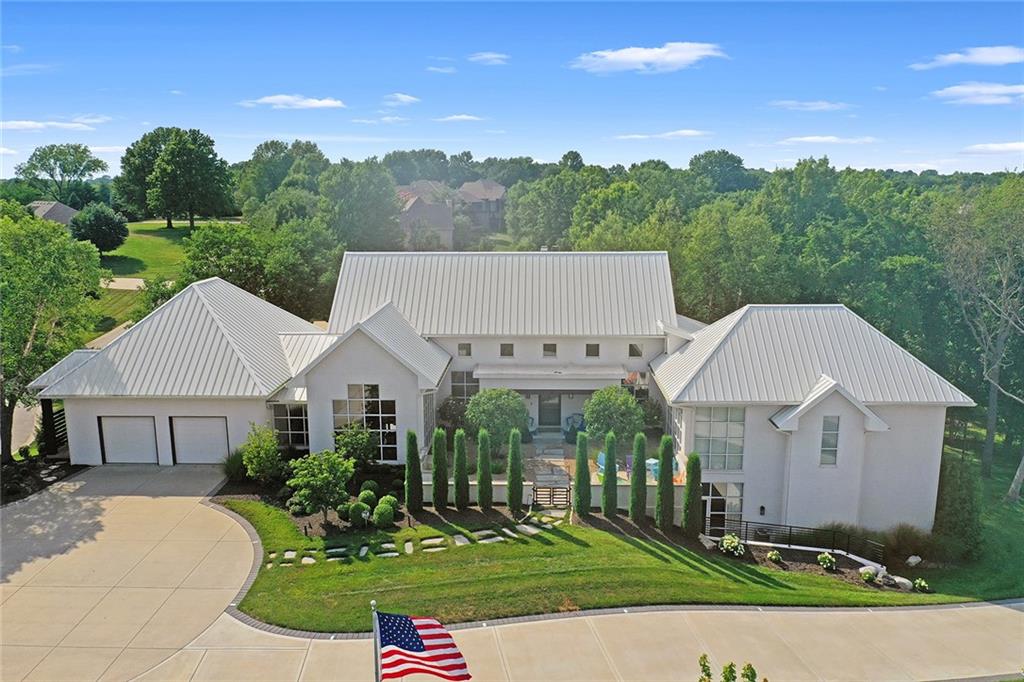 6949 Watson's Country Lane