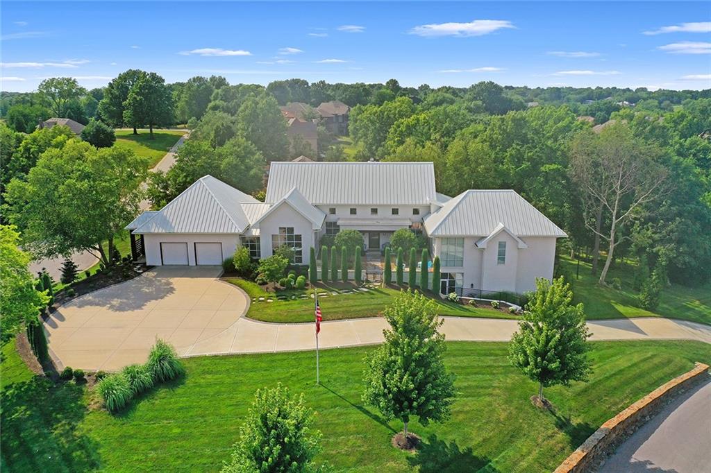 6949 Watson's Country Lane