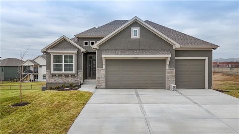 23806 W 58th Place, Shawnee, KS 66226 - #: 2532341