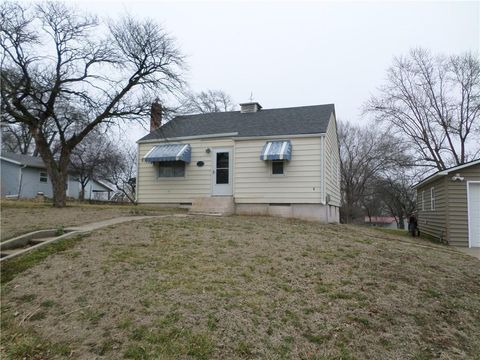 328 S First Street, Troy, KS 66087 - MLS#: 2606482