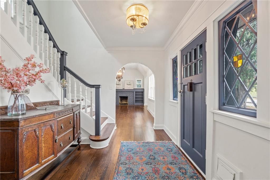 2118 Tauromee Avenue