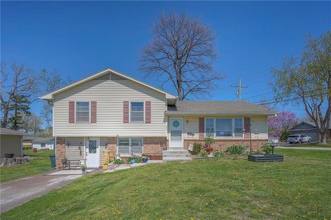 203 W 13th Street, Cameron, MO 64429 - MLS#: 2543145