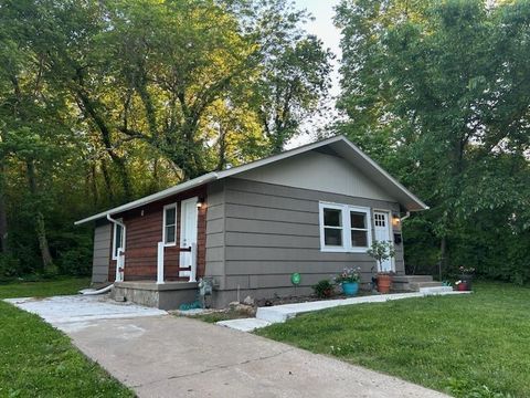 4307 Towers Road Kansas City MO 64130