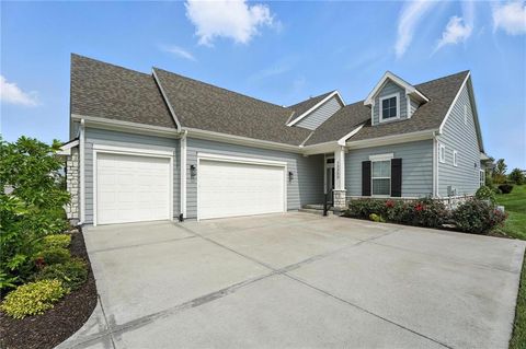 13300 W 174th Place, Overland Park, KS 66221 - #: 2557828