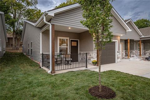 5830 Hunter Court Kansas City MO 64133