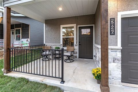 5830 Hunter Court, Kansas City, MO 64133 - #: 2582291