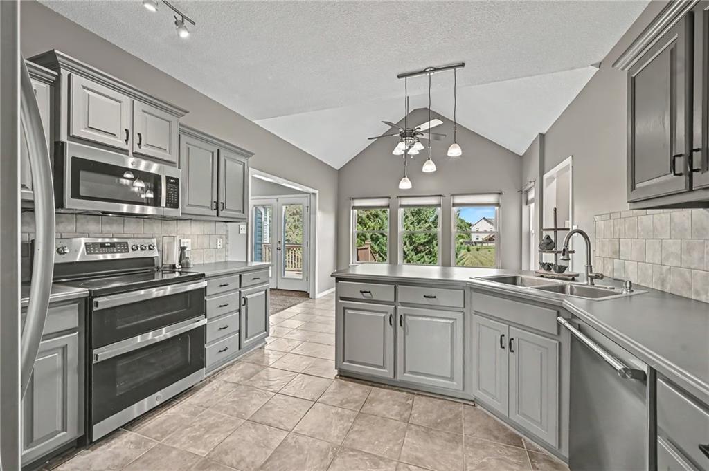 16502 Dana Lane