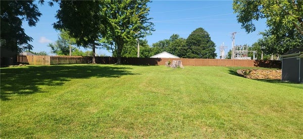 108 SHORELINE DR, LOUISBURG, KS 66053 - Image f62a37a6bf3bbb8d684544b3349dfee5/1537126182