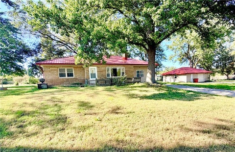 Photo of 122 Buckner Tarsney Road, Sibley, MO 64088 (MLS # 2647557)