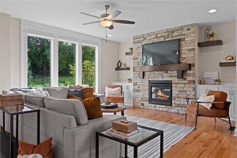 Photo of 2911 SW Arthur Drive, Lees Summit, MO 64082 (MLS # 2638592)
