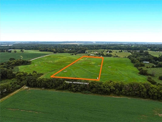 11694 246TH ST, LAWRENCE, KS 66044 - Image f671e4683bc4ad80f3e19cfc19c4fa76/1904904710