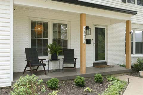 Photo of 4507 E 110th Terrace, Kansas City, MO 64137 (MLS # 2628832)