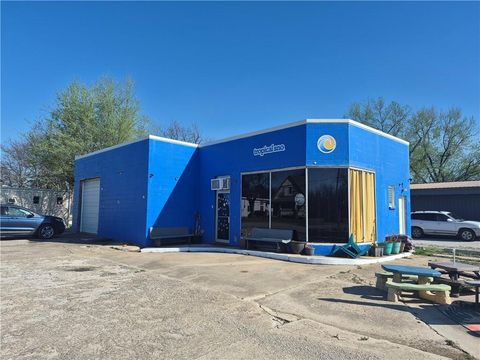 Photo of 304 Madison N/A, Fredonia, KS 66736 (MLS # 2613923)