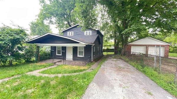 807 S HARDY AVE, INDEPENDENCE, MO 64053 - Image f6c839e703ed7ee360cecf2ea74747a7/4290846389