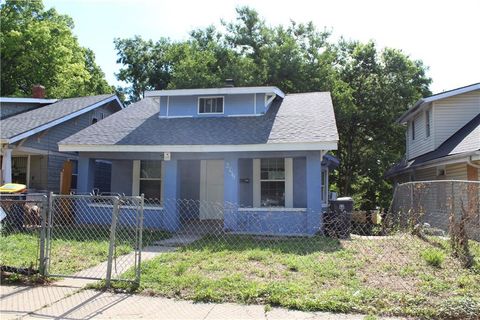 Photo of 2739 Elmwood Avenue, Kansas City, MO 64128 (MLS # 2627627)