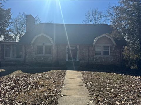 1875 E 76th Terrace, Kansas City, MO 64132 - MLS#: 2601352