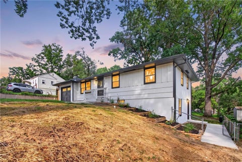 Photo of 3737 N Walrond Avenue, Kansas City, MO 64117 (MLS # 2639200)