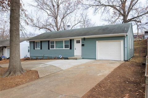 2507 S Arlington Avenue Independence MO 64052