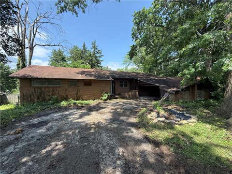 Photo of 6308 Waverly Avenue, Kansas City, KS 66104 (MLS # 2627981)