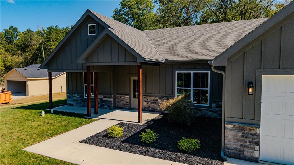 331 NE 21st Road