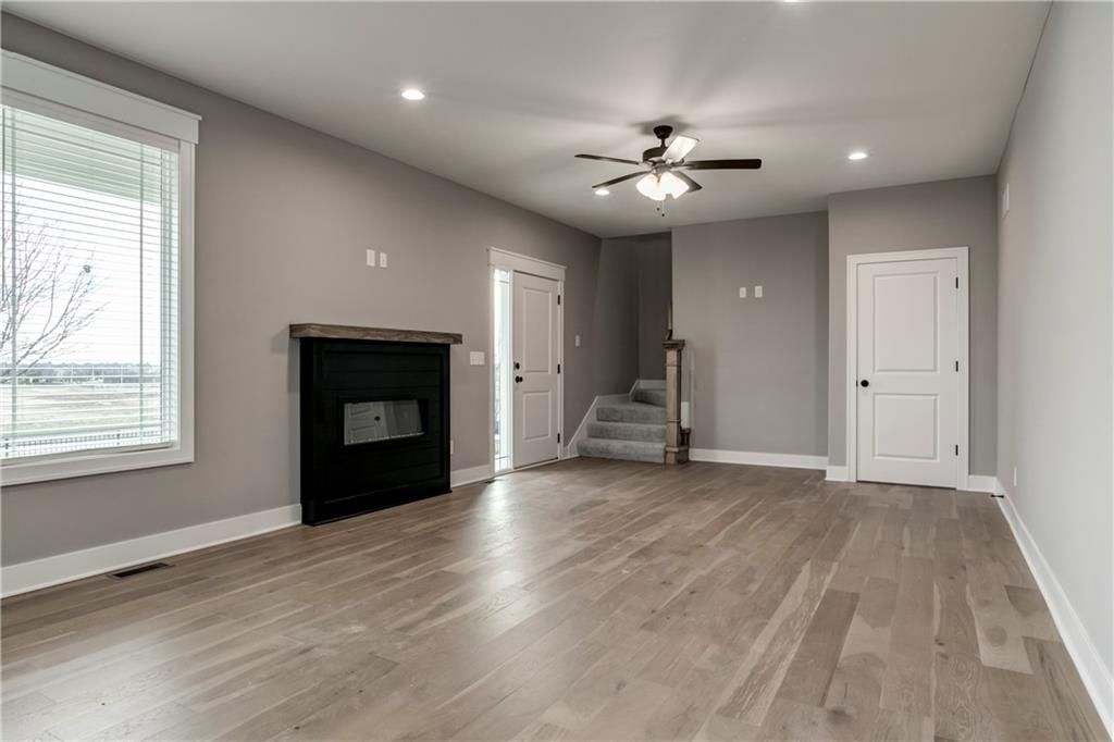 Photo of 16849 W 164th Terrace, Olathe, KS 66062 (MLS # 2598528)