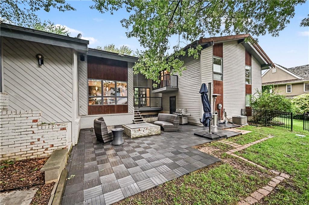 12707 Cherokee Lane