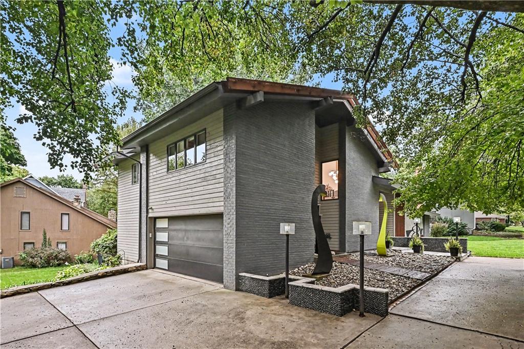 12707 Cherokee Lane