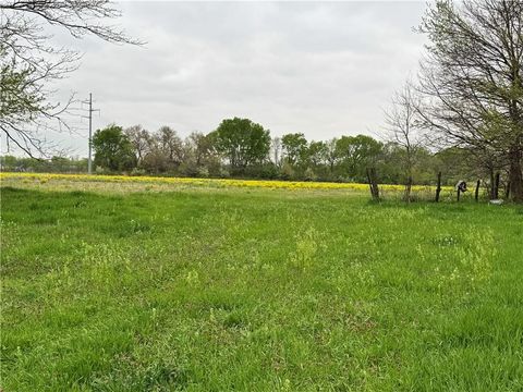MLS: 2544459