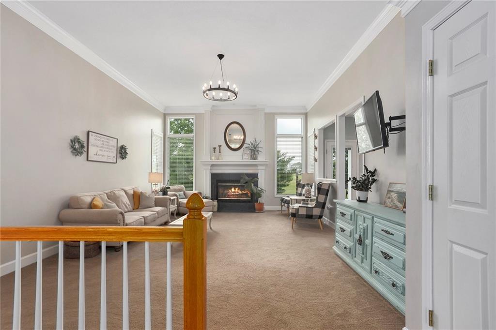 19112 Autumn Lane