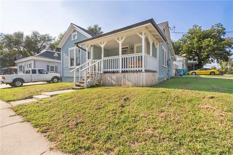 900 Walnut Avenue, Osawatomie, KS 66064 - MLS#: 2604685