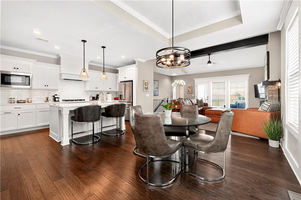 21920 W 82nd Terrace