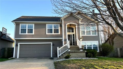 9 Westwood Circle, Ottawa, KS 66067 - MLS#: 2612406