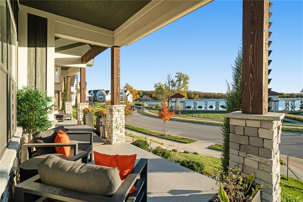 3238 SW Pergola Park Drive