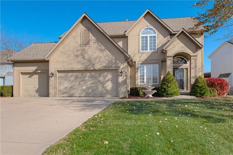 304 NE Hidden Valley Way, Lee\'s Summit, MO 64064 - MLS#: 2595344